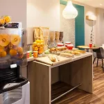 Ibis Styles Centre Gare 3* שומון