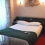 Ibis Styles Centre Gare Hotel 3*