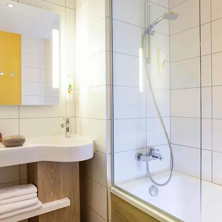 Ibis Styles Centre Gare Hotel 3*