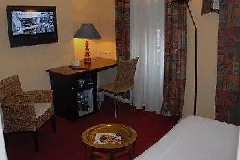 Hotel Ibis Styles Chaumont Centre Gare 3*